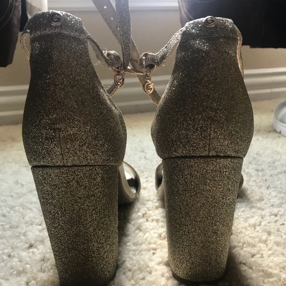 Size 9.5 Women’s Guess Strap Heels!! - Picture 5 of 5